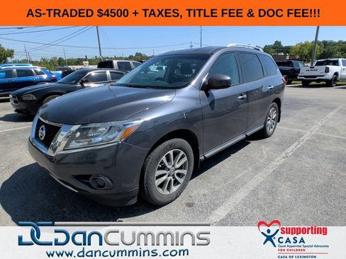 Used 2014 Nissan Pathfinder SV AWD/4WD image 1