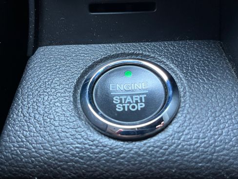 Used 2015 Ford F150 Lariat AWD/4WD image 20