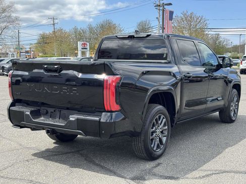 Used 2023 Toyota Tundra Platinum image 6