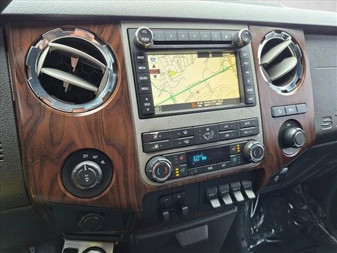 Used 2012 Ford F250 Lariat w/ Lariat Ultimate Pkg AWD/4WD image 14
