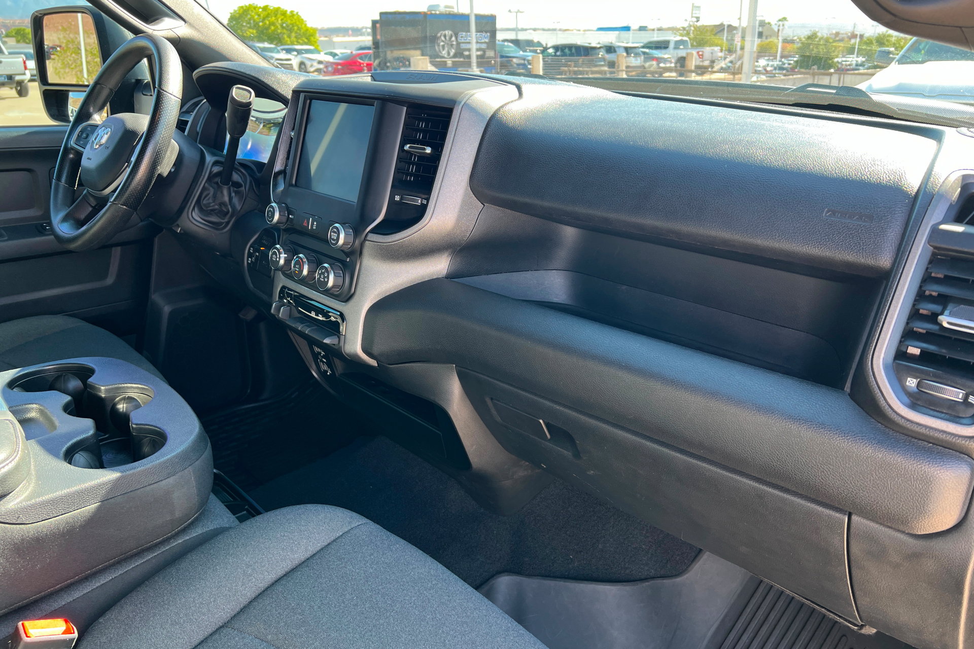 Used 2024 RAM 3500 Tradesman w/ Chrome Appearance Group AWD/4WD image 24