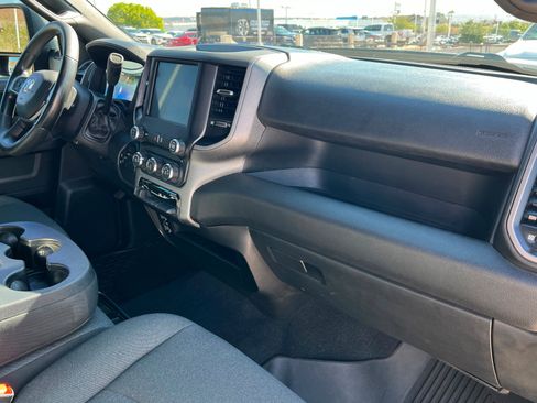 Used 2024 RAM 3500 Tradesman w/ Chrome Appearance Group AWD/4WD image 24