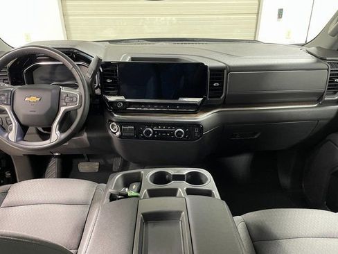 Used 2023 Chevrolet Silverado 1500 LT AWD/4WD image 13