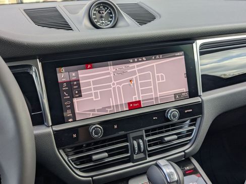 New 2026 Porsche Macan AWD/4WD image 17