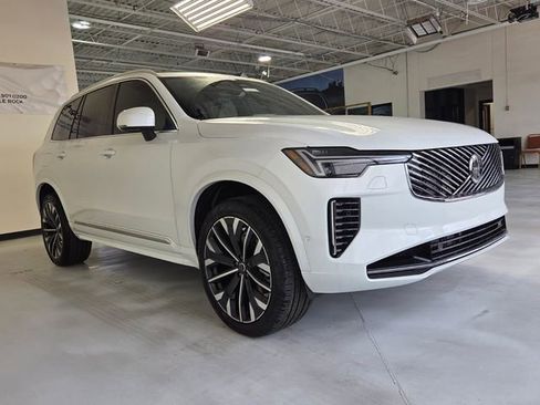 New 2026 Volvo XC90 B6 Plus AWD/4WD image 4