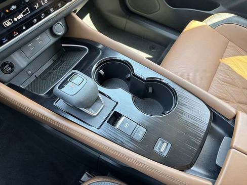 Certified 2025 Nissan Rogue Platinum w/ Platinum Premium Package image 10