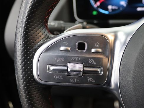 Used 2021 Mercedes-Benz GLA 35 AMG 4MATIC image 39