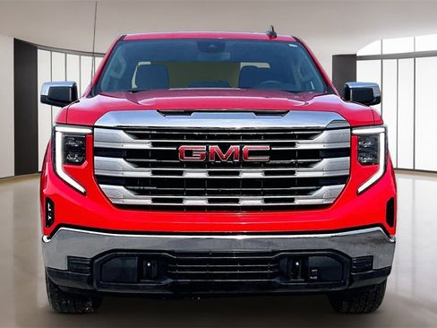 Used 2023 GMC Sierra 1500 SLE image 2