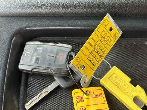 Used 2015 Chevrolet Silverado 1500 LT image 52