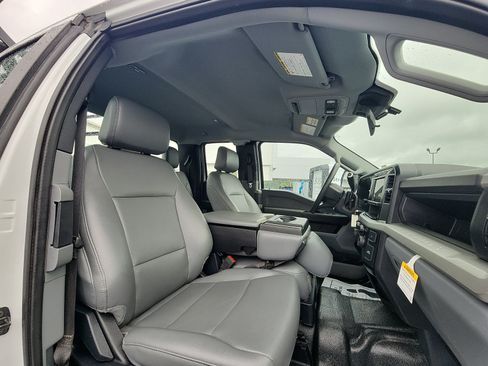 Used 2024 Ford F250 XL w/ Snow Plow Prep Package AWD/4WD image 23