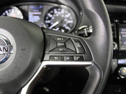 Certified 2020 Nissan Rogue Sport SV FWD image 25