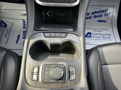 Used 2021 GMC Acadia SLT w/ Trailering Package image 30