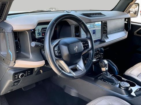 Used 2024 Ford Bronco Wildtrak AWD/4WD image 17