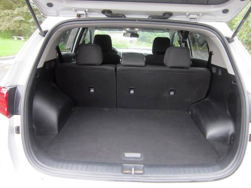 Used 2020 Kia Sportage LX AWD/4WD image 14