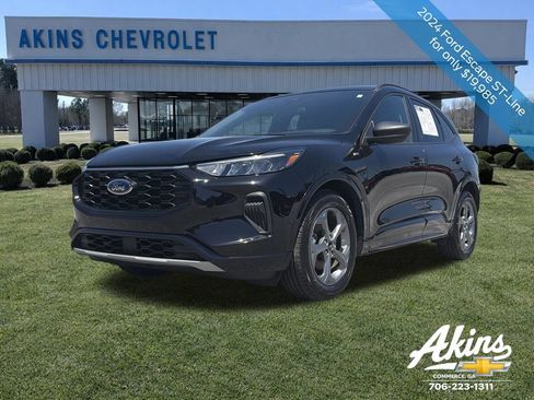 Used 2024 Ford Escape ST-Line w/ Tech Pack #1 FWD image 9