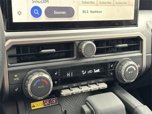 Used 2025 Toyota 4Runner TRD Off-Road Premium image 20