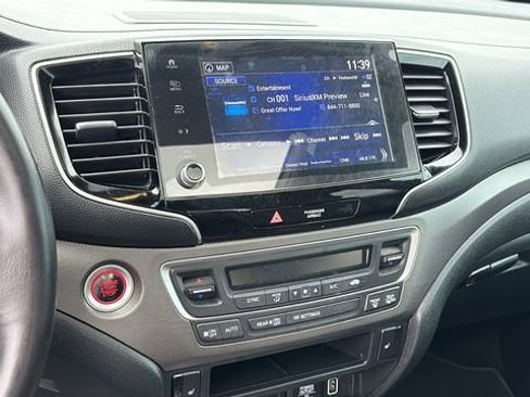 Used 2023 Honda Ridgeline RTL-E image 18