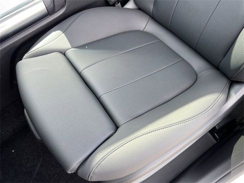 Certified 2025 Mercedes-Benz GLA 250 4MATIC image 10