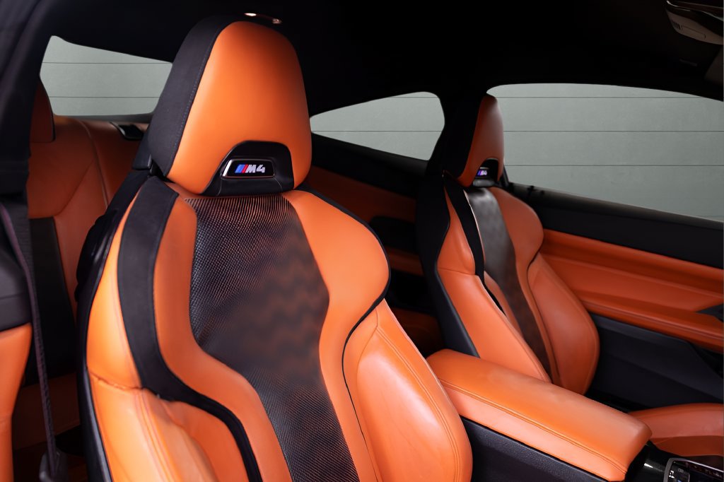 Used 2022 BMW M4 Competition w/ M Carbon Exterior Package RWD image 55
