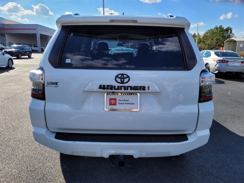 Certified 2023 Toyota 4Runner SR5 image 10
