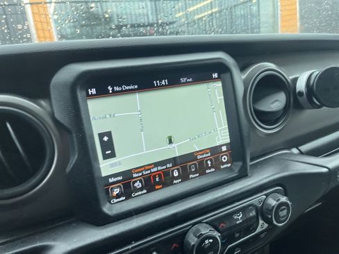 Certified 2022 Jeep Wrangler Unlimited Sport S w/ Sun And Sound Package image 3