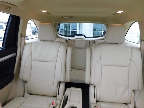 Used 2014 Toyota Highlander XLE image 34