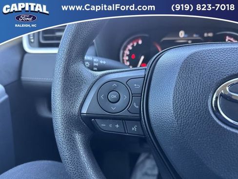 Used 2025 Toyota RAV4 LE image 21