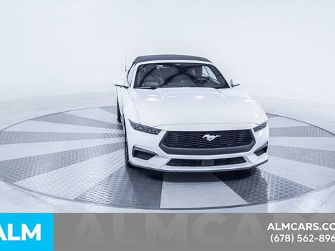 Used 2025 Ford Mustang Premium RWD image 15