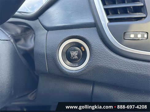 Used 2015 Chrysler 200 S w/ Navigation & Sound Group I image 30