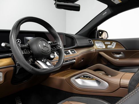 Used 2024 Mercedes-Benz GLE 53 AMG 4MATIC Coupe image 8