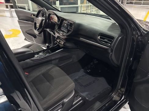 Used 2023 Dodge Durango GT image 36