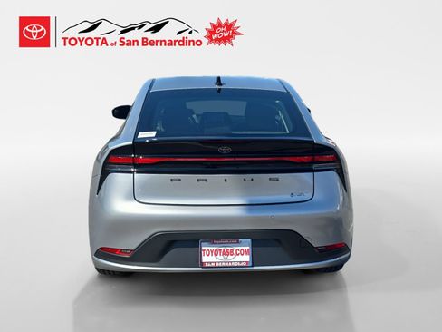 New 2026 Toyota Prius LE FWD image 4