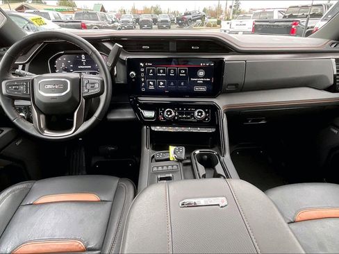 Used 2025 GMC Sierra 3500 AT4 w/ AT4 Premium Plus Package image 15