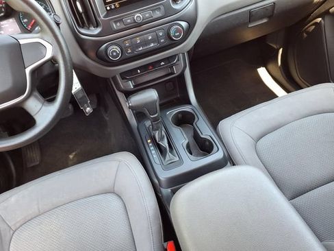 Used 2019 Chevrolet Colorado W/T w/ WT Convenience Package RWD image 9