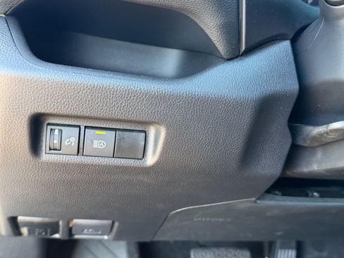 Used 2024 Toyota RAV4 XLE FWD image 8