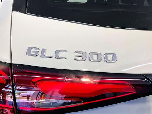 New 2026 Mercedes-Benz GLC 300 4MATIC image 6