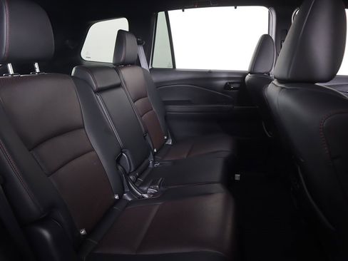 Used 2024 Honda Passport Black Edition image 38