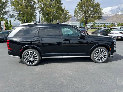 Certified 2026 Hyundai Palisade Calligraphy AWD/4WD image 6