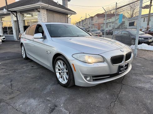 Used 2012 BMW 535i xDrive Sedan image 7