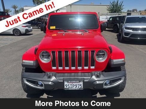 Used 2021 Jeep Wrangler Unlimited Sahara w/ LED Lighting Group AWD/4WD image 9