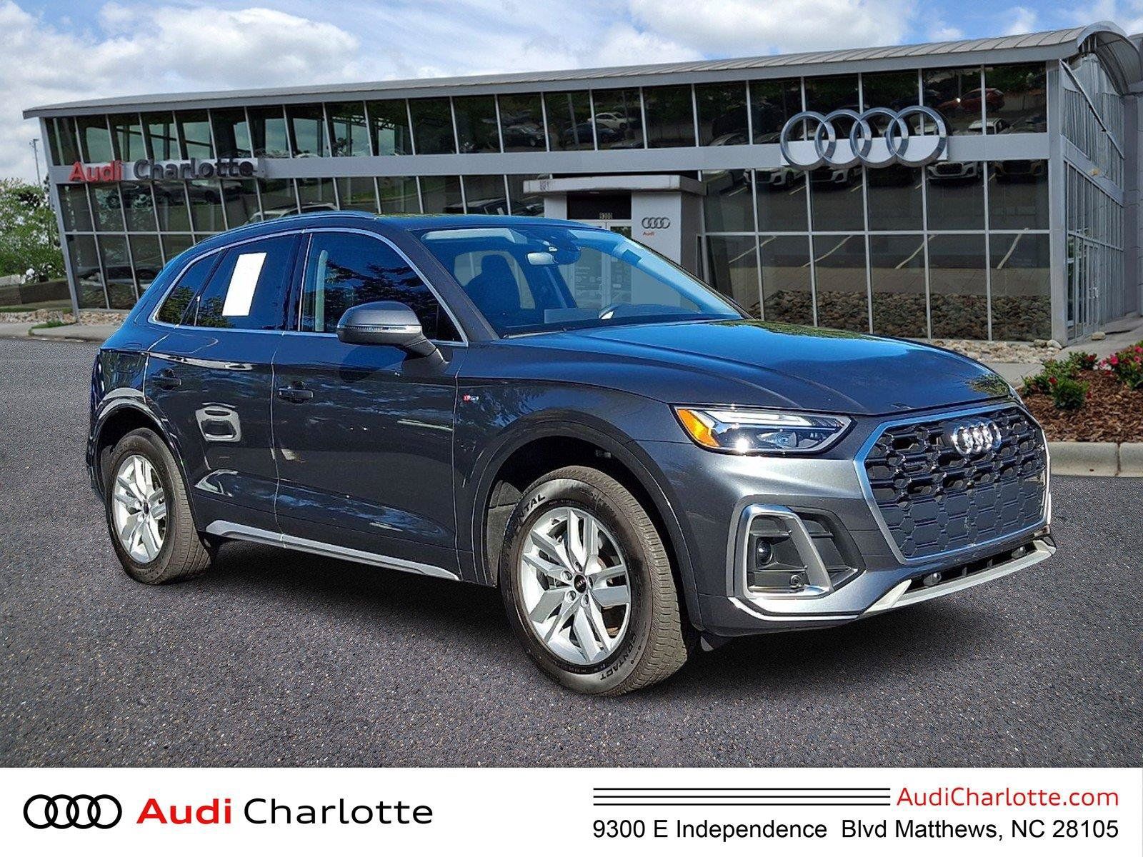Used 2023 Audi Q5 2.0T Premium w/ Convenience Package AWD/4WD image 1