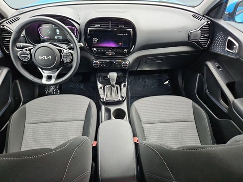 Used 2025 Kia Soul EX image 22