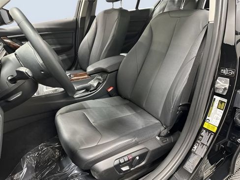 Used 2014 BMW 335i xDrive Sedan AWD/4WD image 27
