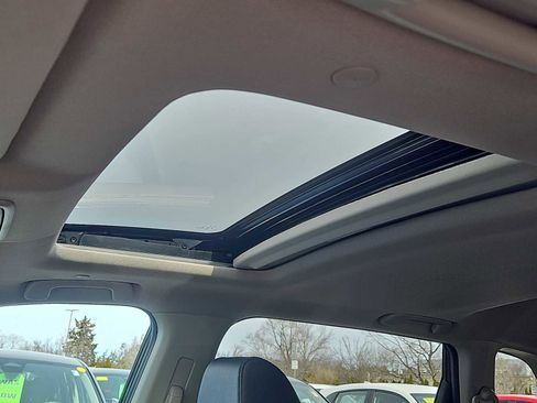 Used 2023 Honda CR-V EX-L image 17