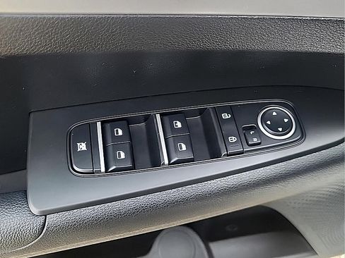 Used 2023 Kia Forte LXS FWD image 14