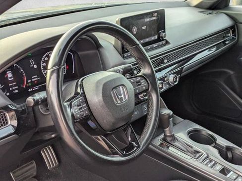 Used 2023 Honda Civic Sport image 8