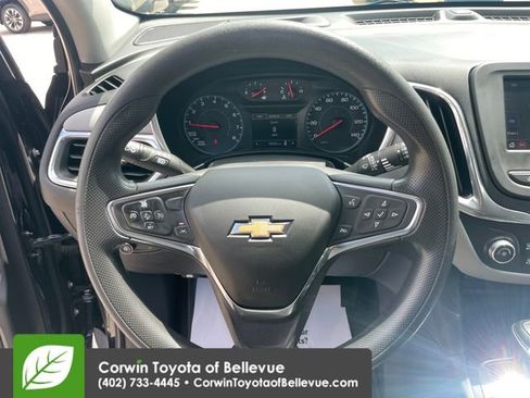 Used 2021 Chevrolet Equinox LS AWD/4WD image 22