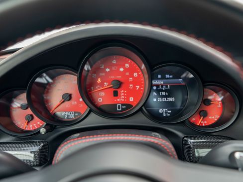 Used 2018 Porsche 911 Targa 4S image 19