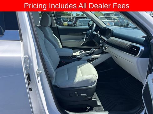 Used 2025 Kia Telluride SX FWD image 1