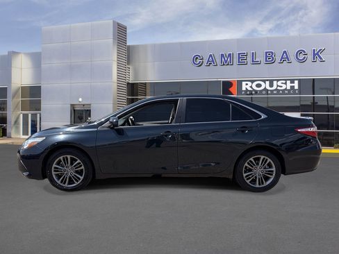 Used 2016 Toyota Camry SE w/ Protection Package (Q2) FWD image 2